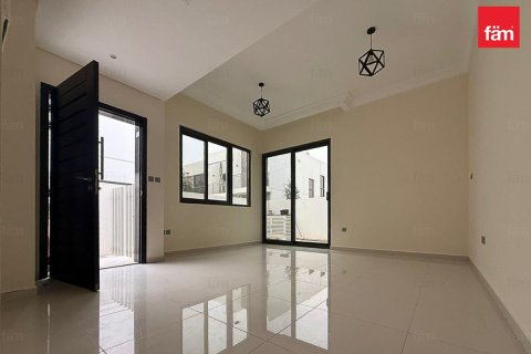 3 bedrooms Townhouse in Dubai, UAE No. 143659
