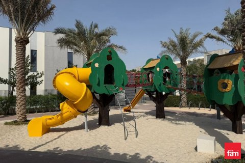 3 bedrooms Townhouse in Dubai, UAE No. 143663 15