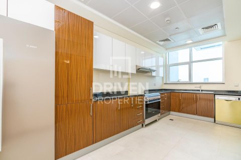 3 bedrooms Apartment in Marina Arcade Tower, UAE No. 190366 13