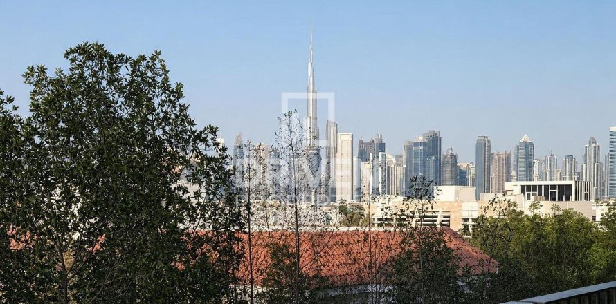 Apartment de 4 dormitorios en Jumeirah, UAE No. 190365