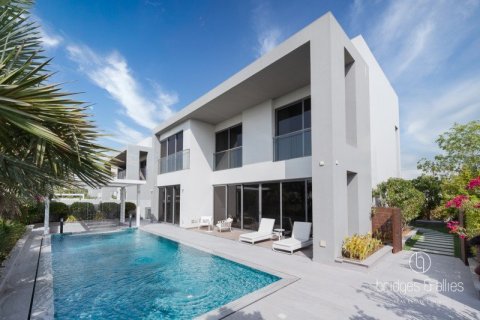 Вилла с 5 спальнями  №131680 3