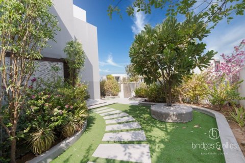 Вилла с 5 спальнями  №131680 28