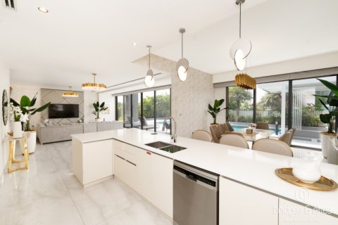 Вилла с 5 спальнями  №131680 11