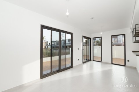 Villa de 4 chambres  No. 131676 2