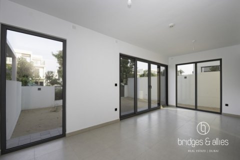 4 غرف نوم فيلا  رقم 131677 3