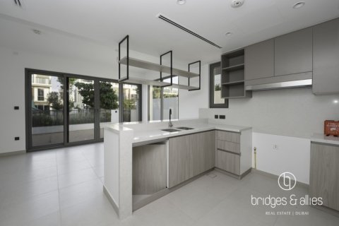 4 غرف نوم فيلا  رقم 131677 4