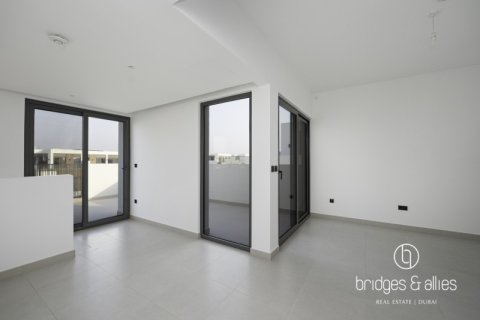 4 غرف نوم فيلا  رقم 131677 7