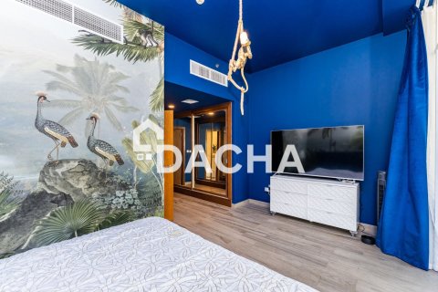 Apartment de 2 dormitorios en District 15, UAE No. 165713 18