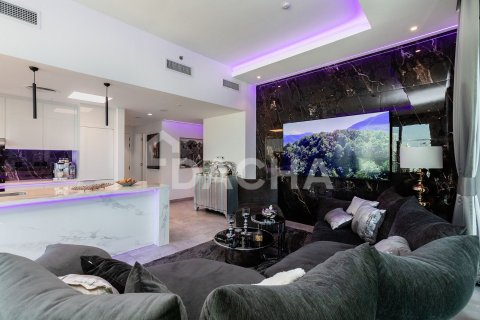 2 غرف نوم شقة في District 12, الإمارات العربية المتحدة رقم 165712 3