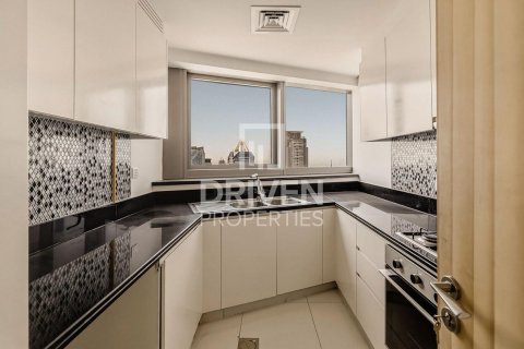Квартира с 2 спальнями в Paramount Tower Hotel & Residences, ОАЭ №193035 8