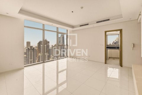 Квартира с 2 спальнями в Paramount Tower Hotel & Residences, ОАЭ №193035