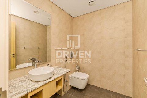 Квартира с 2 спальнями в Paramount Tower Hotel & Residences, ОАЭ №193035 3
