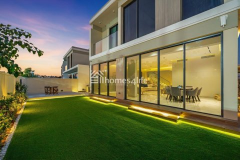 4 غرف نوم فيلا في Tilal Al Ghaf, الإمارات العربية المتحدة رقم 165646 5