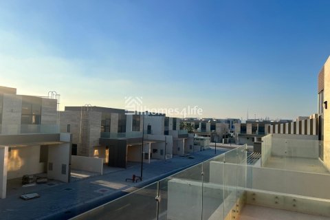 Villa de 4 chambres à District 11, UAE No. 165645 12