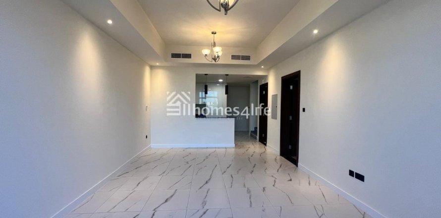 Villa de 4 chambres à District 11, UAE No. 165645