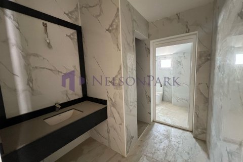 7 bedrooms Villa in Umm Salal Mohammed, Qatar No. 57849 4