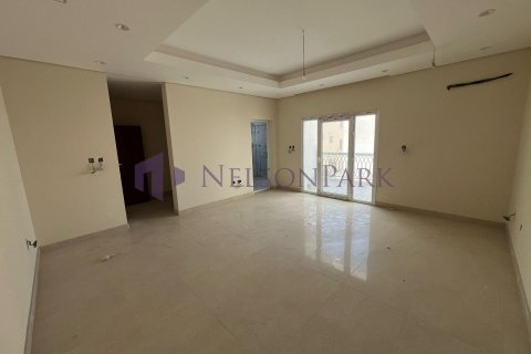 7 bedrooms Villa in Umm Salal Mohammed, Qatar No. 57849 9