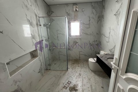 7 bedrooms Villa in Umm Salal Mohammed, Qatar No. 57849 13