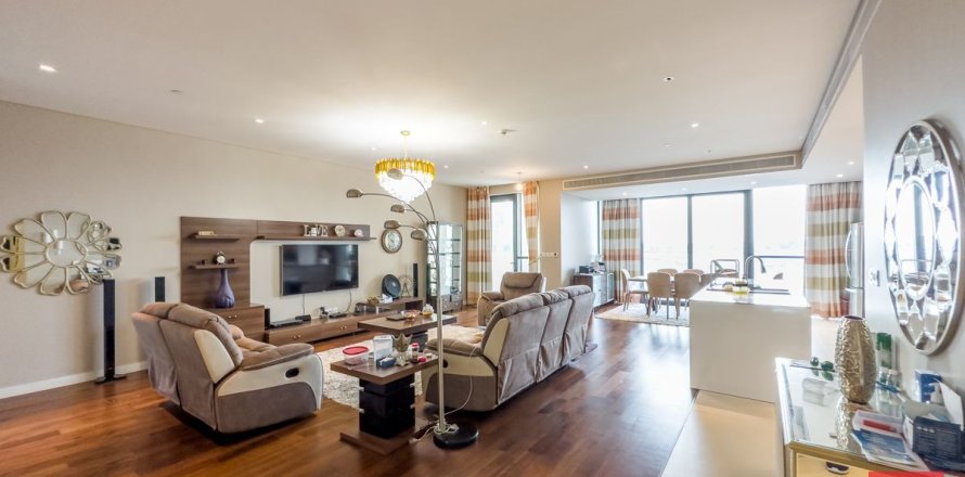 3 bedrooms Apartment in Al Wasl, UAE No. 88834