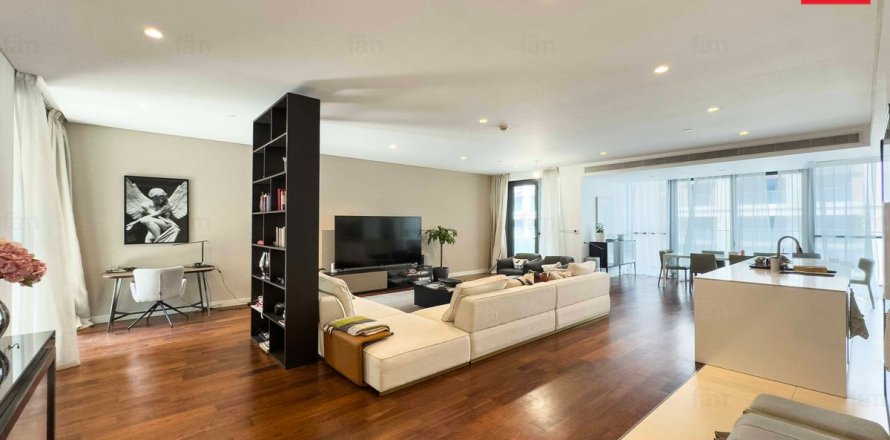 Apartment de 3 dormitorios en Al Wasl, UAE No. 88834