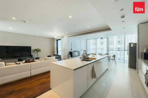 Квартира с 3 спальнями в City Walk, ОАЭ №88834 12