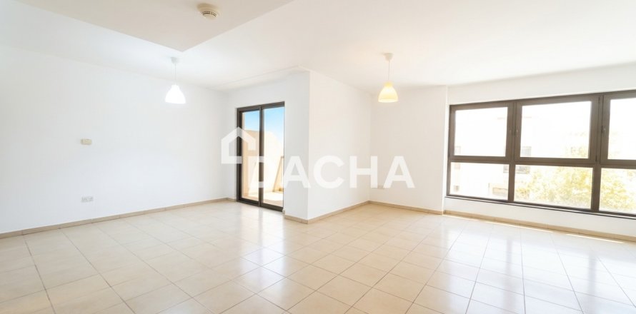 Apartment de 3 dormitorios en Murjan, UAE No. 210323