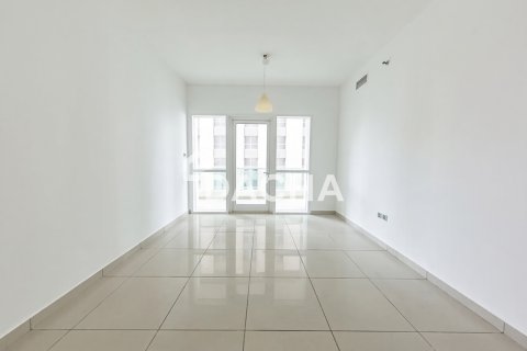 Apartment de 2 dormitorios en Marina Pinnacle, UAE No. 210322 3