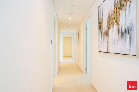 Квартира с 3 спальнями в Даунтаун Дубай (Даунтаун Бурдж Дубай), ОАЭ №135793 13