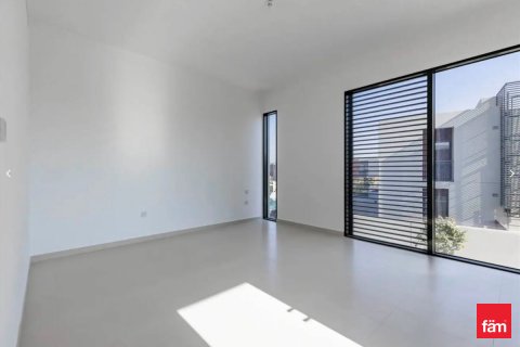 Villa de 3 dormitorios en Dubai, UAE No. 135790 3