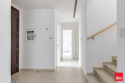 Villa de 3 dormitorios en Dubai, UAE No. 135790 10