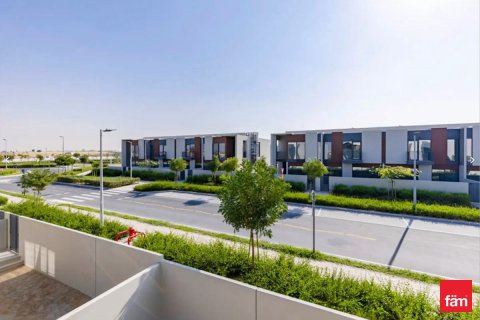 Villa de 3 dormitorios en Dubai, UAE No. 135790 12