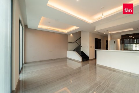 4 غرف نوم فيلا في دبي, الإمارات العربية المتحدة رقم 105769 3