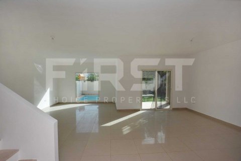 5 bedrooms Villa in Abu Dhabi, UAE No. 203349 7