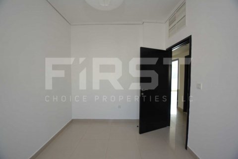 5 bedrooms Villa in Abu Dhabi, UAE No. 203349 12