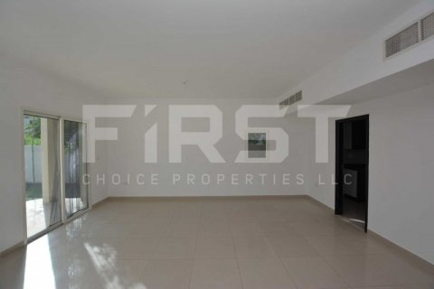 5 bedrooms Villa in Abu Dhabi, UAE No. 203349 14
