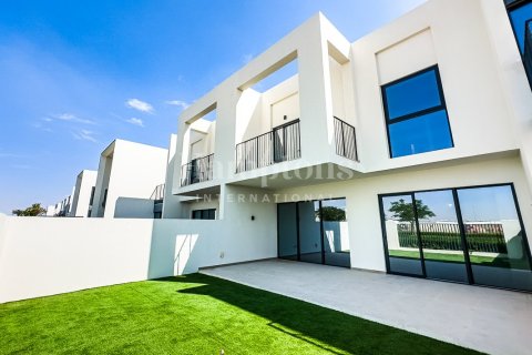 Townhouse de 3 dormitorios No. 119033 23