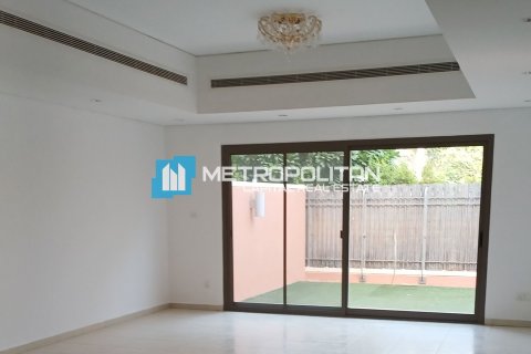 4 غرف نوم فيلا في أبو ظبي, الإمارات العربية المتحدة رقم 99232 9