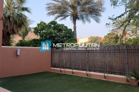 4 غرف نوم فيلا في أبو ظبي, الإمارات العربية المتحدة رقم 99232 24