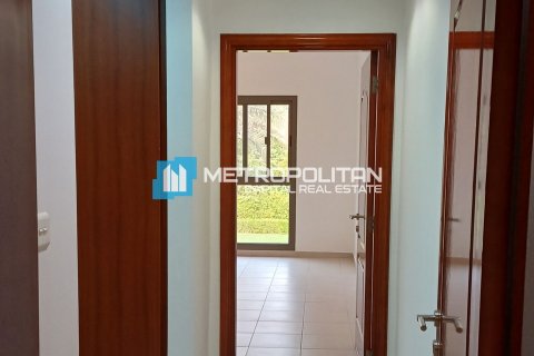 4 غرف نوم فيلا في أبو ظبي, الإمارات العربية المتحدة رقم 99232 13