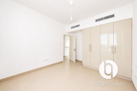 Villa de 4 dormitorios en Dubai Hills Estate, UAE No. 205264 18