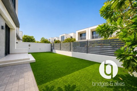 Villa de 4 dormitorios en Dubai Hills Estate, UAE No. 205264 10