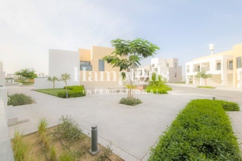 Townhouse de 3 dormitorios en Arabian Ranches 3, UAE No. 205268 9