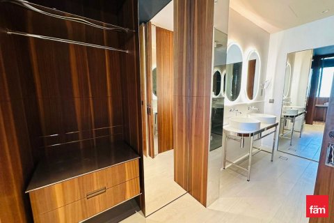 1 bedroom Apartment in Business Bay, UAE No. 142636 12