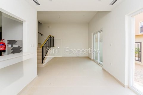 4 bedrooms Townhouse in Dubai, UAE No. 149430 3