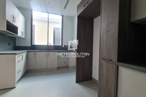 4 غرف نوم فيلا  رقم 128542 19