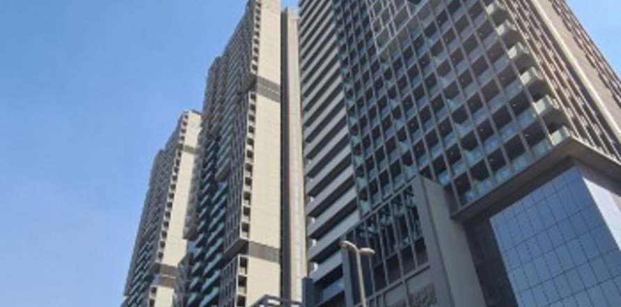 Studio Apartment in Dubai, UAE No. 169277