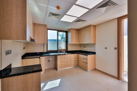 Townhouse de 3 dormitorios en Khalifa City, UAE No. 91086 20