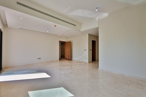 Townhouse de 3 dormitorios en Khalifa City, UAE No. 91086 21