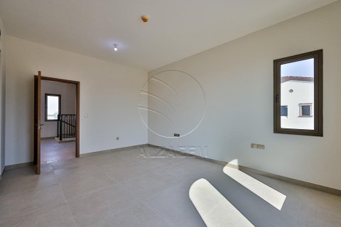Townhouse de 3 dormitorios en Khalifa City, UAE No. 91086 10