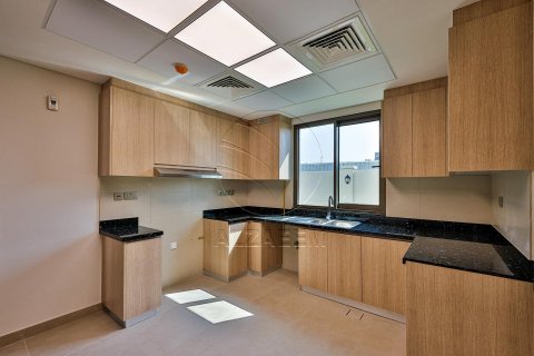 Townhouse de 3 dormitorios en Khalifa City, UAE No. 91086 19